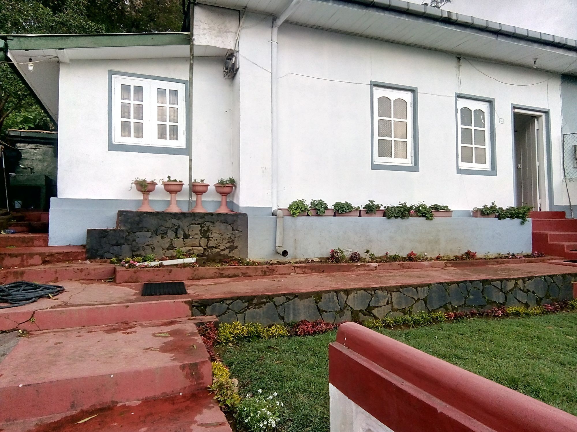 White Cottage نوفارا إيلِيا المظهر الخارجي الصورة